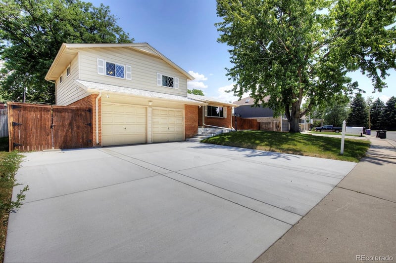 3032 S Saulsbury St, Denver, CO 80227