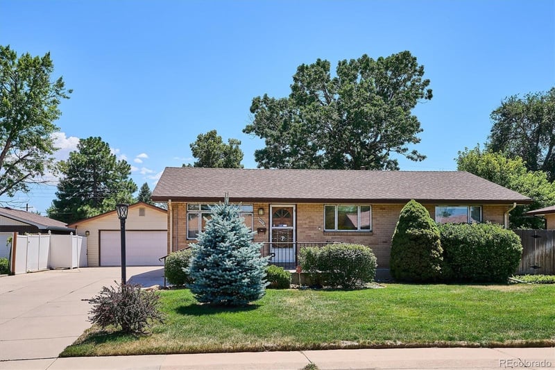 2922 W Layton Ave, Englewood, CO 80110