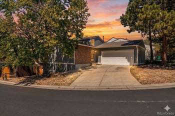 18956 E Mercer Dr, Aurora, CO 80013