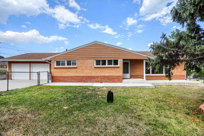 7720 Everett St, Littleton, CO 80128