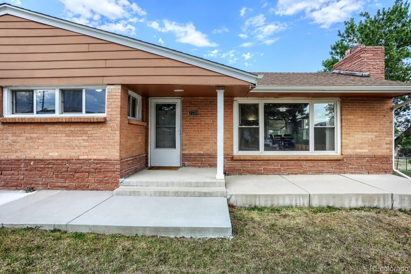 7720 Everett St, Littleton, CO 80128