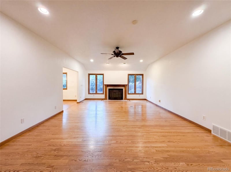 2427 52nd Avenue Ct, Greeley, CO 80634