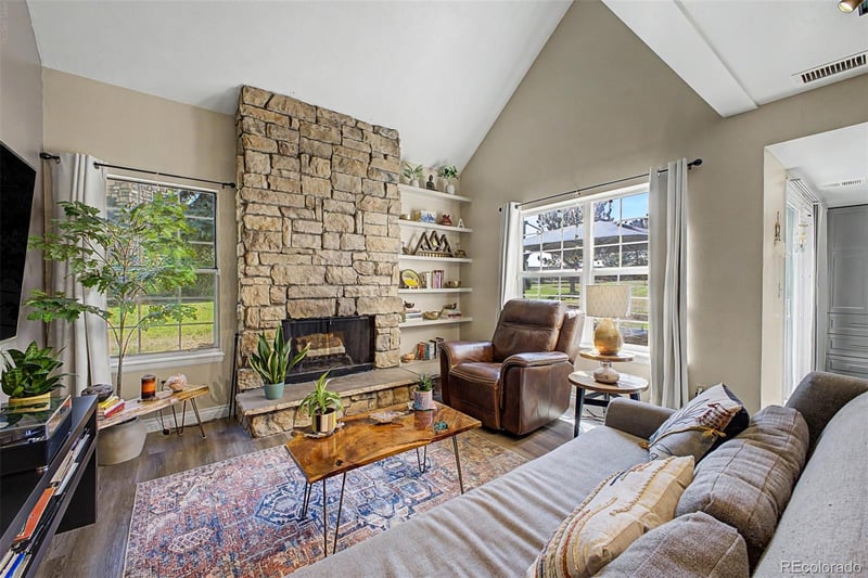 1955 Xanadu Way, Aurora, CO 80014