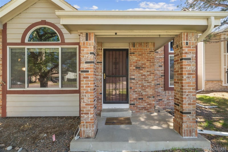 21173 E 42nd Ave, Denver, CO 80249
