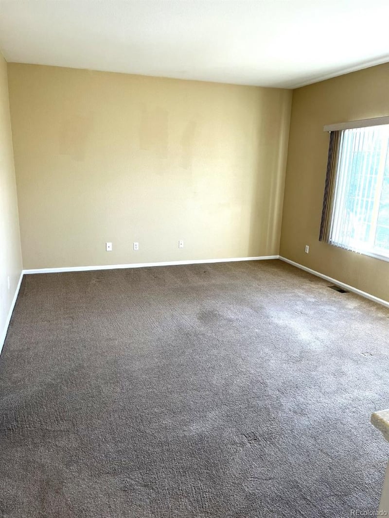19050 Crestridge Cir, Aurora, CO 80015