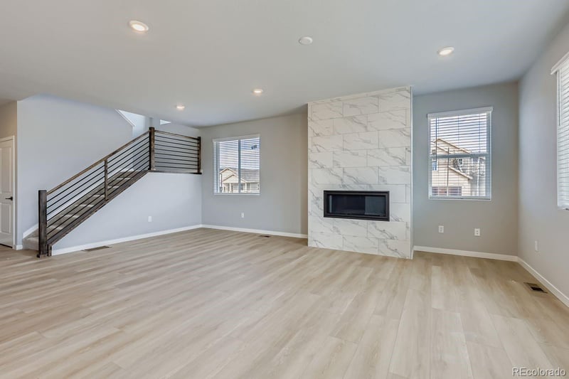 46515 Sunrise Ct, Bennett, CO 80102