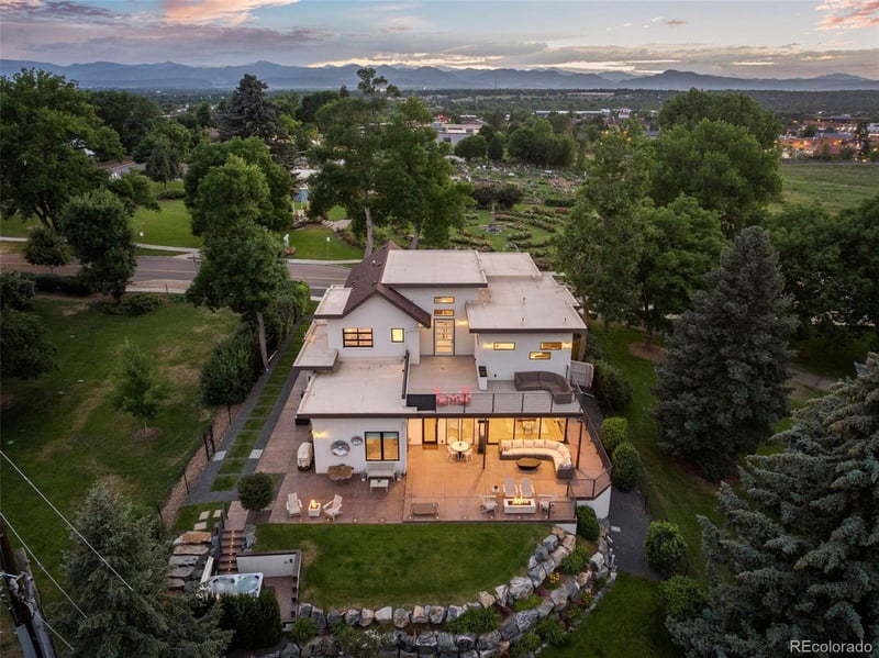 5870 Bemis St, Littleton, CO 80120