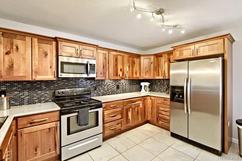 2330 Fremont Ave #J, Centennial, CO 80122