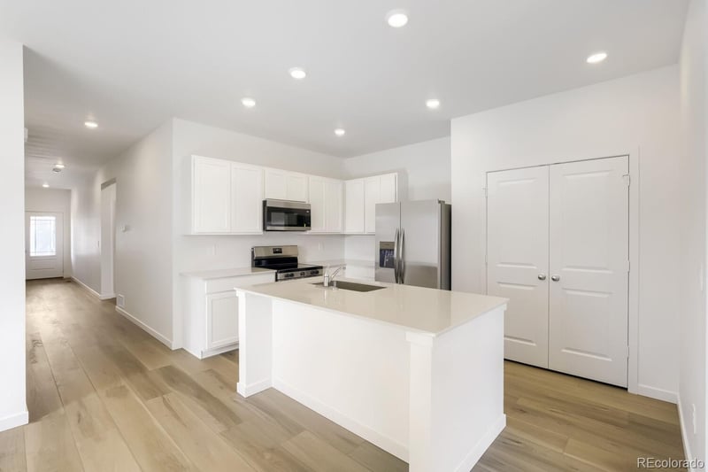 6121 Bream Pl, Loveland, CO 80538