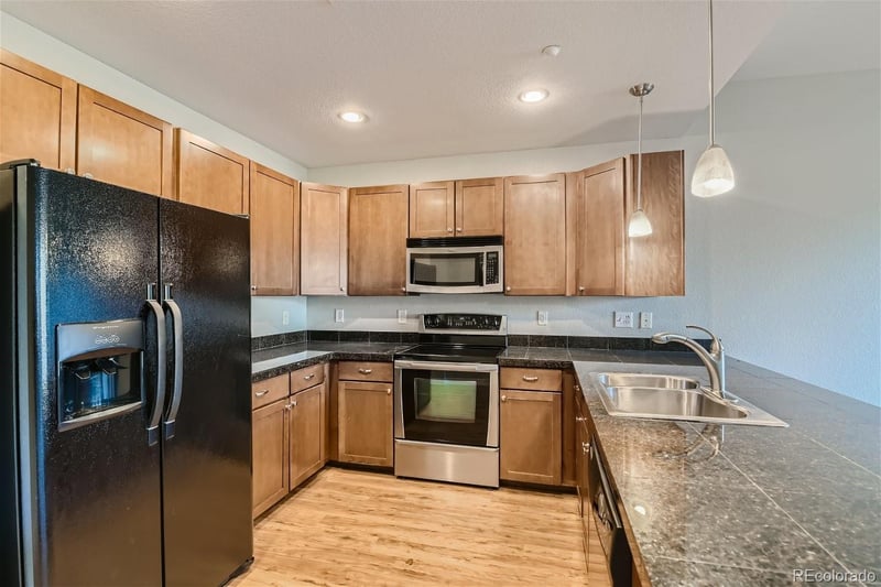 2200 University Blvd #408, Denver, CO 80210