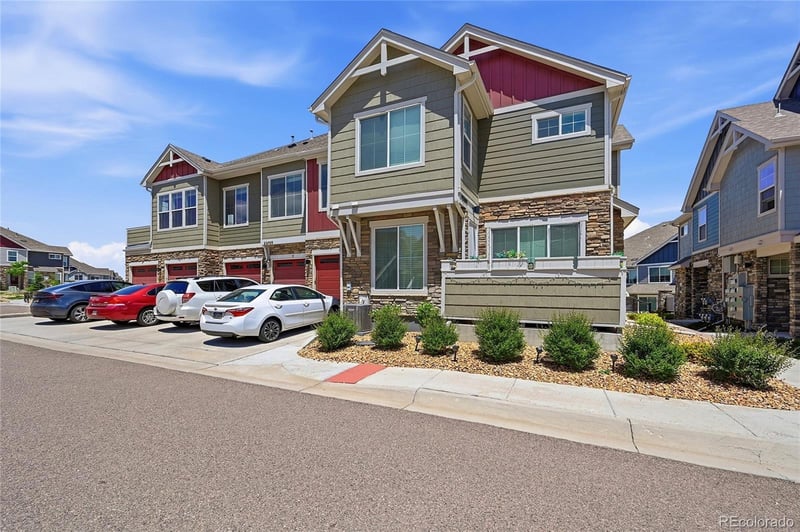 23709 Ida Dr #E, Aurora, CO 80016