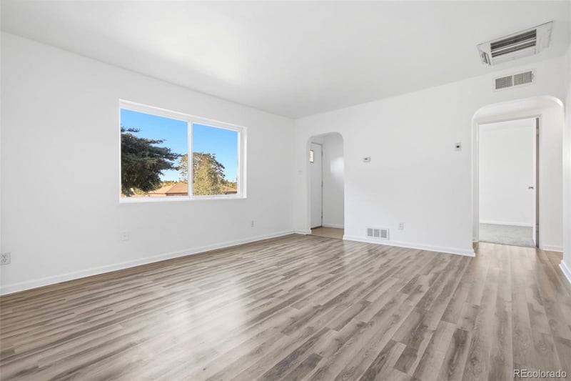 940 Ash Ct, Thornton, CO 80229