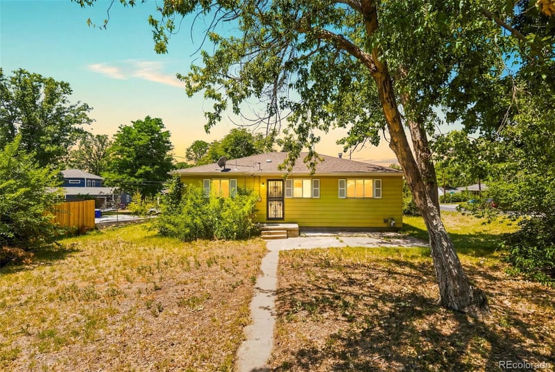 4900 S Kalamath Dr, Englewood, CO 80110