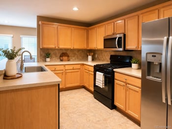 9797 Mayfair St #F, Englewood, CO 80112