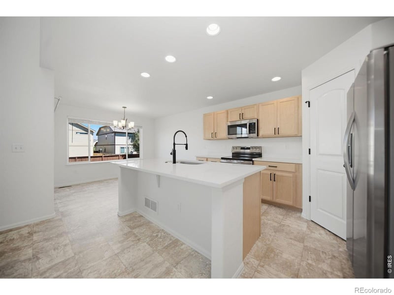 1812 Twilight Glow Dr, Windsor, CO 80550