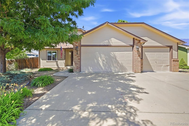 120 Plowshare Ln, Platteville, CO 80651