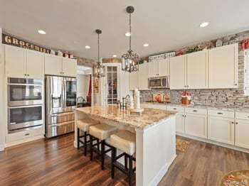 6568 Leilani Ln, Castle Rock, CO 80108