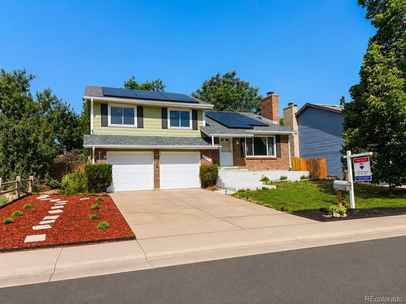 923 Ouray St, Aurora, CO 80017