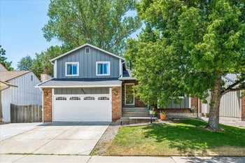 9000 W Tanforan Dr, Littleton, CO 80123