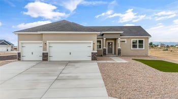 728 E Campbell Ln, Pueblo, CO 81007