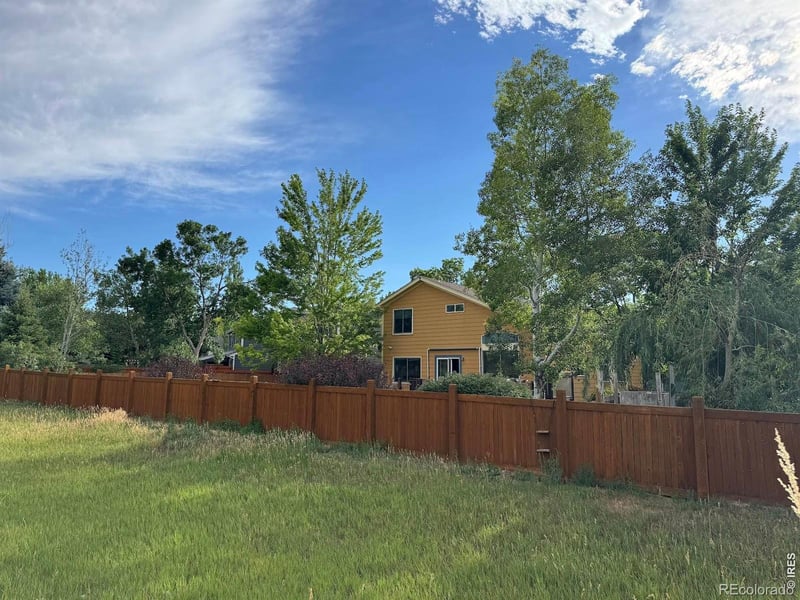 1737 Holeman Dr, Erie, CO 80516