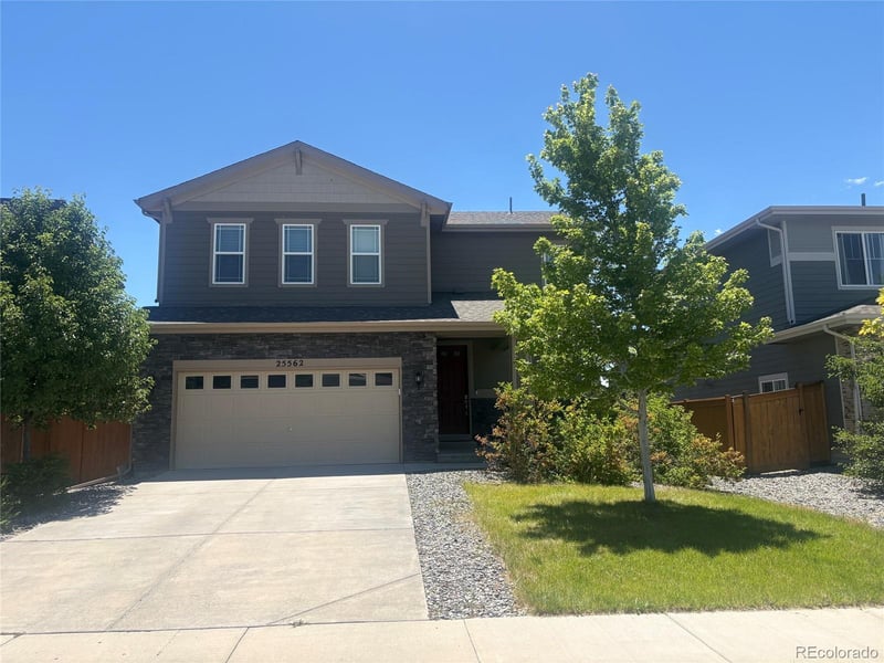 25562 Bayaud Pl, Aurora, CO 80018