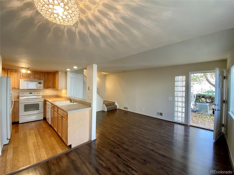 9255 Lehigh Ave #223, Denver, CO 80237