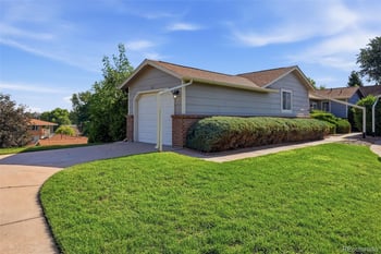 541 W Crestline Cir #10B1, Littleton, CO 80120