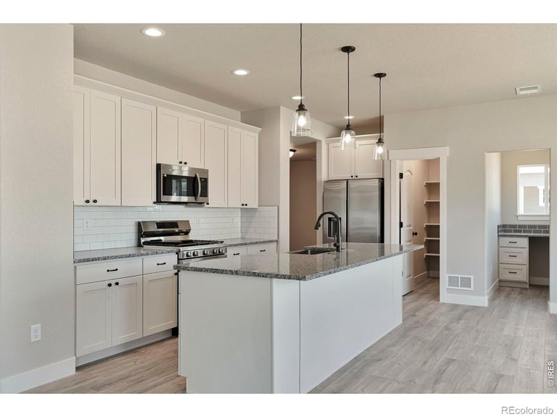 9050 Harlequin Cir, Frederick, CO 80504