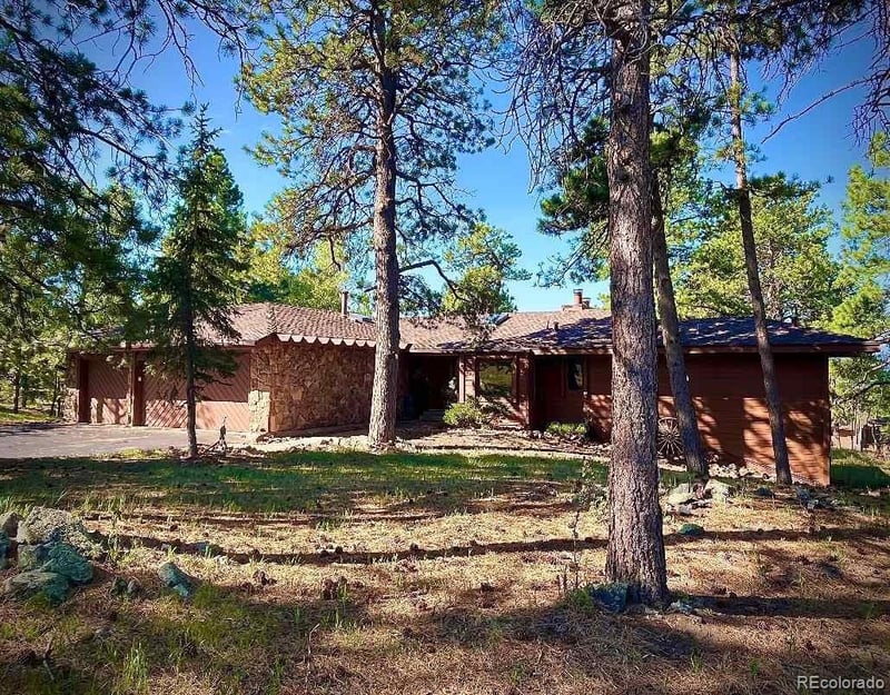 23925 Currant Dr, Golden, CO 80401