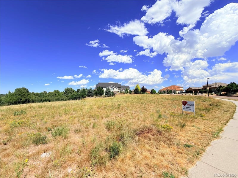 2532 Eastview Dr, Castle Rock, CO 80104