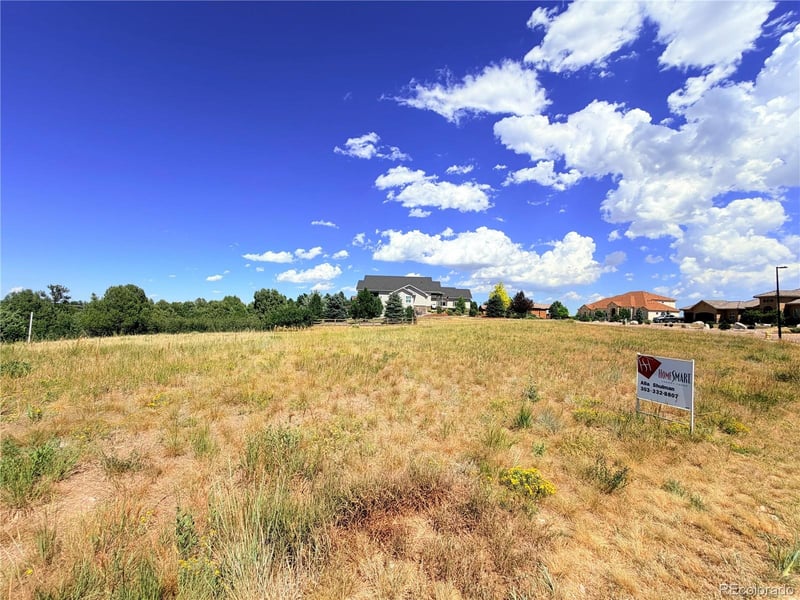 2532 Eastview Dr, Castle Rock, CO 80104