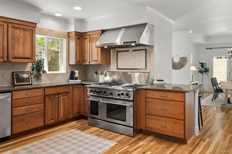1075 Jersey St, Denver, CO 80220