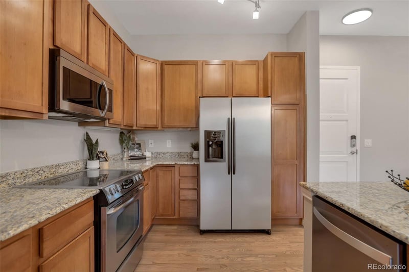 10111 Inverness Main St #209, Englewood, CO 80112
