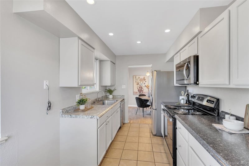 8701 Oakwood St, Westminster, CO 80031