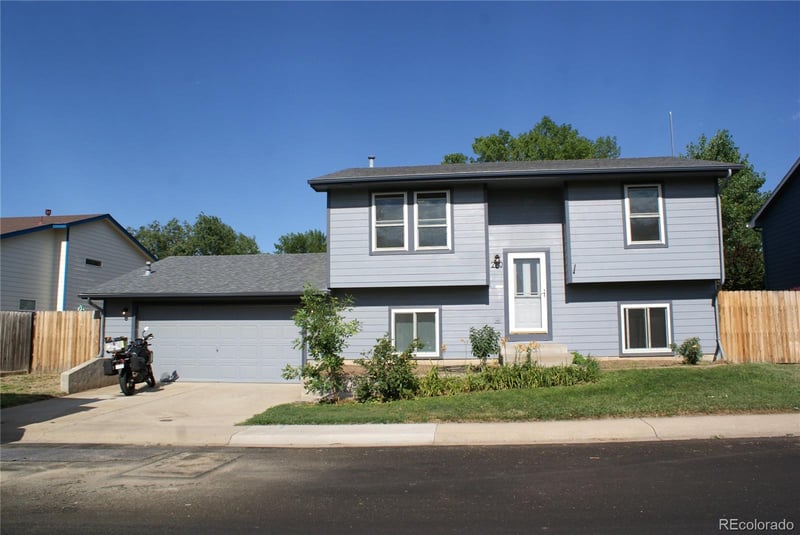 260 Cherry Ave, Dacono, CO 80514