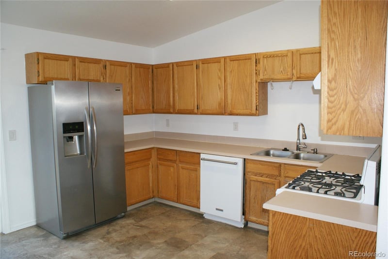 260 Cherry Ave, Dacono, CO 80514