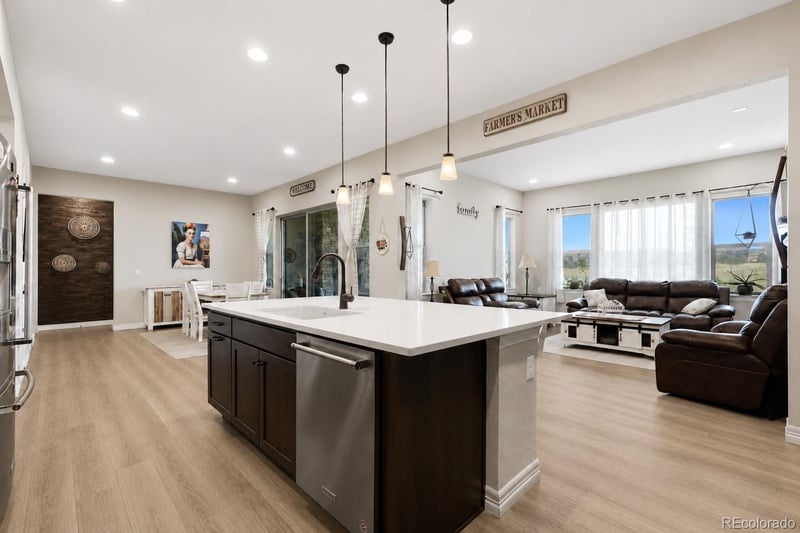 8641 De Gaulle Ct, Aurora, CO 80016