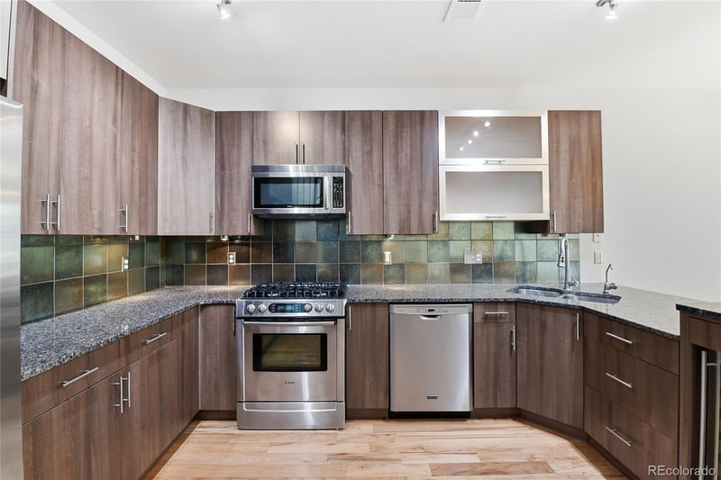 936 S Pearl St #101, Denver, CO 80209