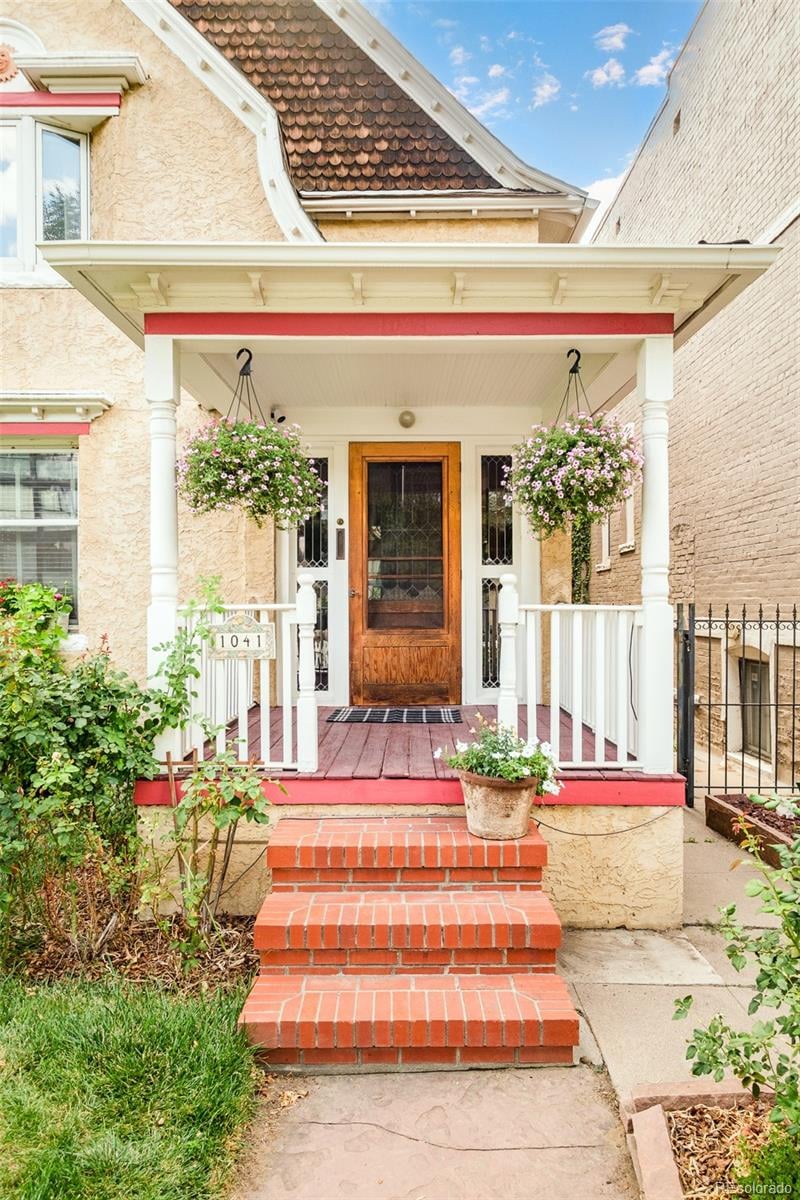 1041 Corona St, Denver, CO 80218
