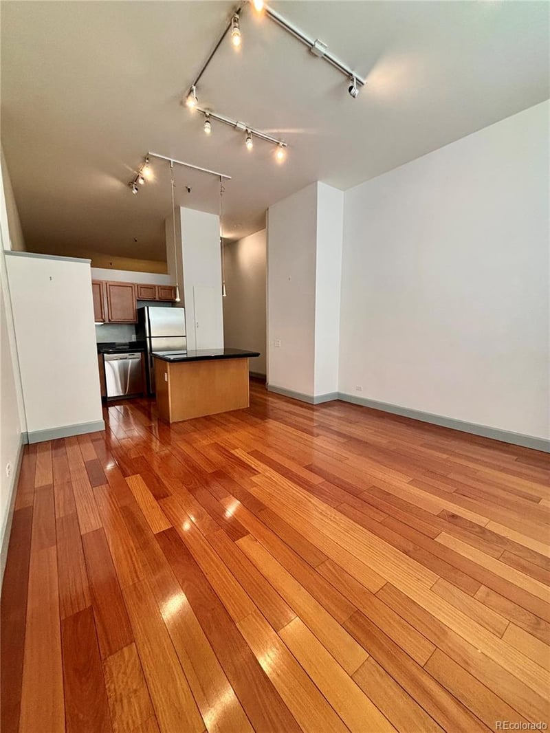 720 16th St #416, Denver, CO 80202