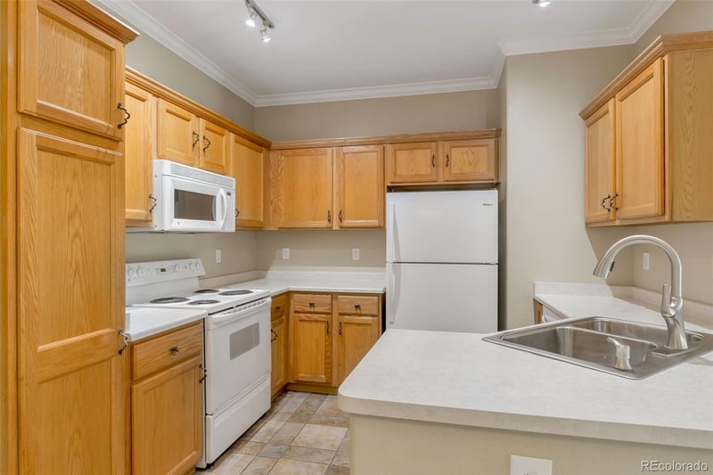 1161 S Alton St #A, Denver, CO 80247