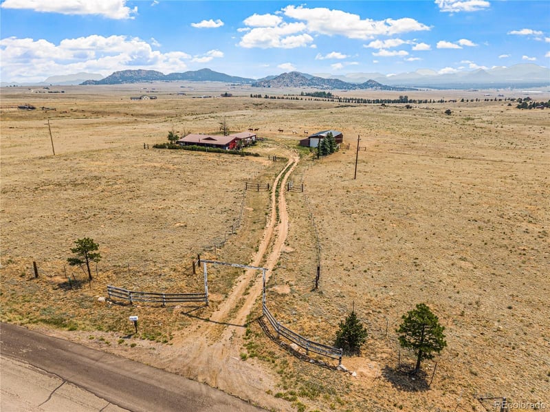 2863 Cr 215 , Westcliffe, CO 81252