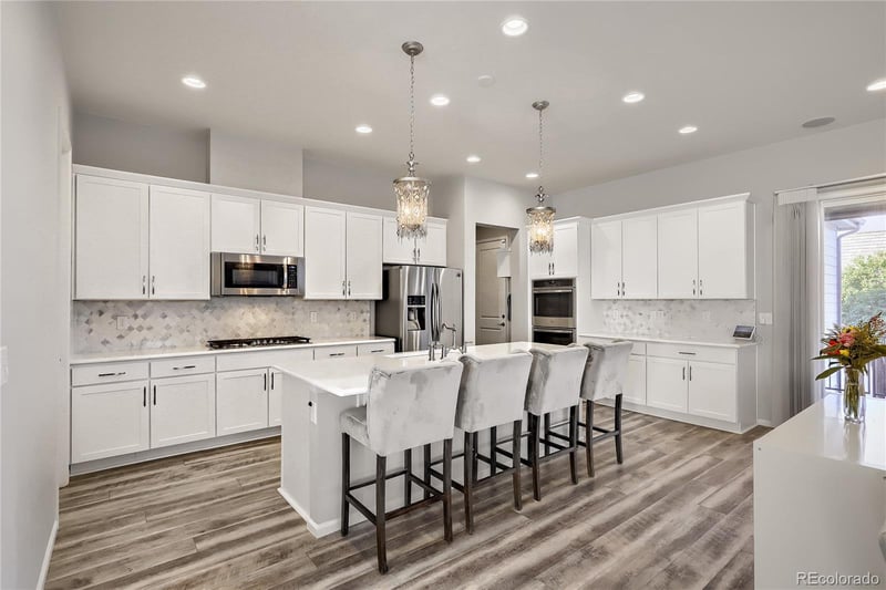 6421 Village Ln, Centennial, CO 80111
