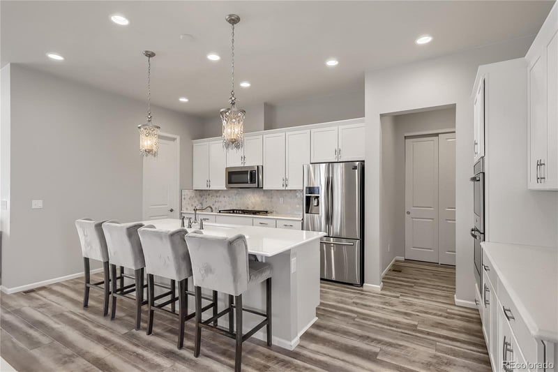 6421 Village Ln, Centennial, CO 80111