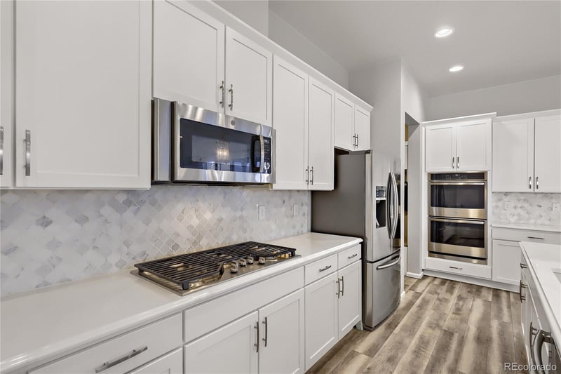 6421 Village Ln, Centennial, CO 80111
