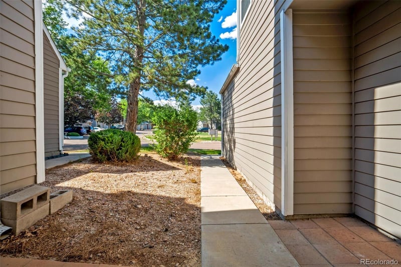 2046 Palm Dr, Colorado Springs, CO 80918