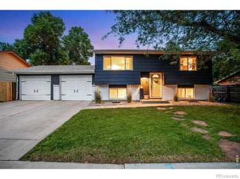 561 10th St, Windsor, CO 80550