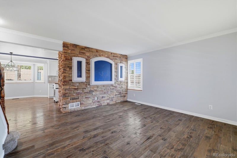 1345 E 96th Pl, Thornton, CO 80229