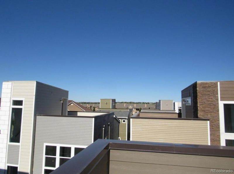 15801 Broncos Pl, Englewood, CO 80112